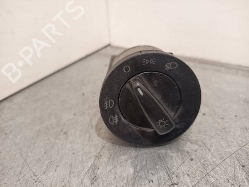 Used Headlight switch Headlight switch VW GOLF IV (1J1) 1.9 TDI (110 hp) 40226471 40226471
