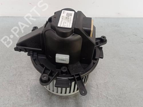 Used Heater blower motor PEUGEOT 3008 II SUV (MC_, MR_, MJ_, M4_) 2.0 BlueHDi 180 (181 hp) 18952839