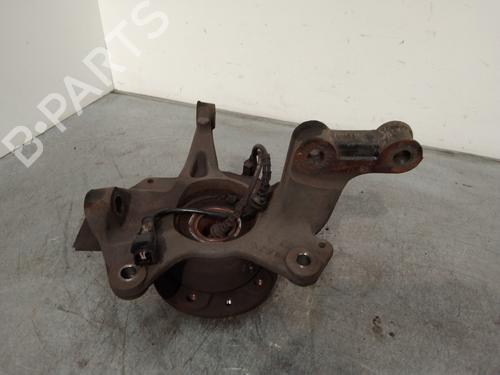 Used Left front steering knuckle RENAULT MEGANE III Grandtour (KZ0/1) [2008-2016]  27343451