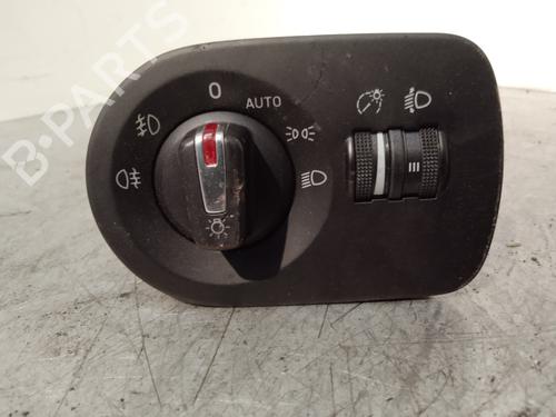 Used Headlight switch SEAT LEON (1P1) 2.0 TDI (140 hp) 23876620