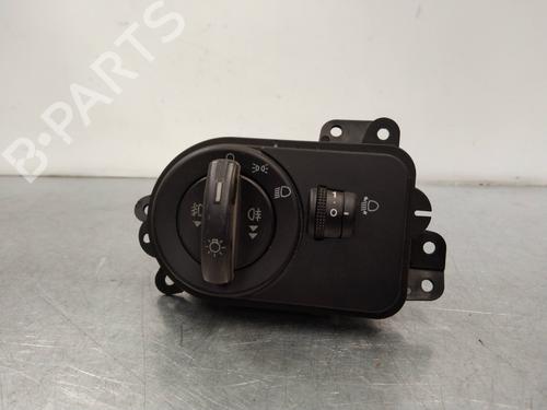 Used Headlight switch FORD FIESTA V (JH_, JD_) 1.4 TDCi (68 hp) 2255241