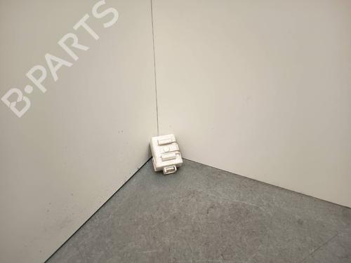 Electronic module SUZUKI GRAND VITARA II (JT, TE, TD) 1.9 DDiS All-wheel Drive (JT419, TD44, JB419WD, JB419XD,... | BP39505191M83 - Image 3