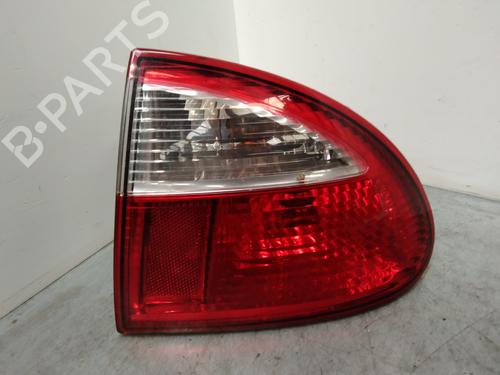 Høyre baklys SEAT LEON (1M1) 1.9 TDI (110 hp) 24210542