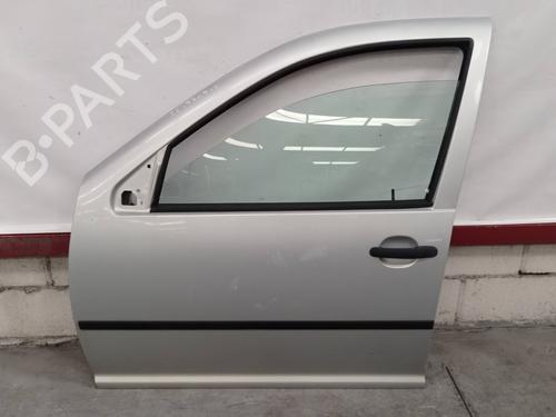 Used Left front door VW BORA I (1J2) 1.6 (101 hp) 10986215