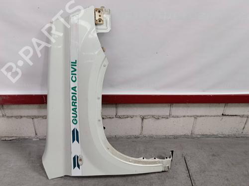 Used Right front fenders NISSAN X-TRAIL I (T30) 2.2 dCi 4x4 (136 hp) 8254500