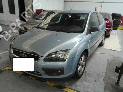 Rear fog light FORD FOCUS II (DA_, HCP, DP) 2.0 TDCi | BP14220299C37