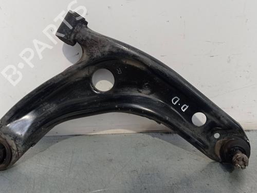 Used Right front suspension arm TOYOTA YARIS (_P13_) [2010-2020]  22353261