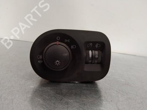 Used Headlight switch SEAT TOLEDO III (5P2) [2004-2009]  2255284