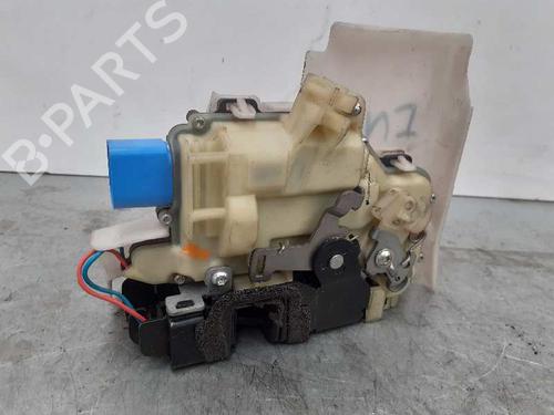 Used Front right lock VW POLO (9N_, 9A_) 1.4 16V (80 hp) 6469366