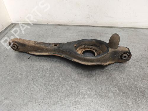 Venstre bagtil bærearm VOLVO C30 (533) 1.8 FlexFuel (125 hp) 33172886