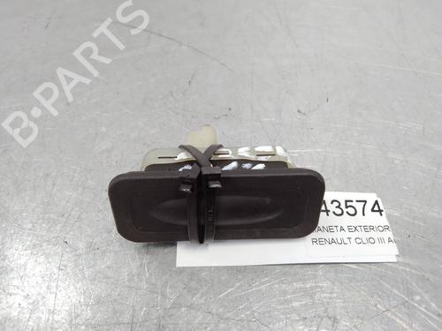 Used Tailgate handle RENAULT CLIO III (BR0/1, CR0/1) 1.5 dCi (C/BR0G, C/BR1G) (68 hp) 2250979