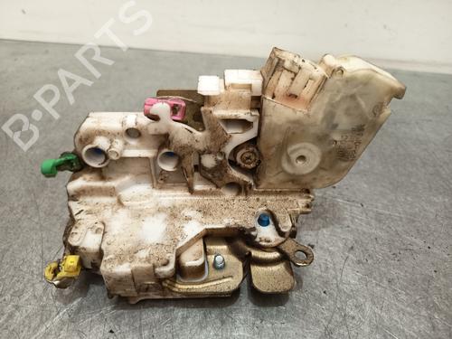 Used Rear right lock NISSAN NAVARA (D22) [1997-2025]  28293085