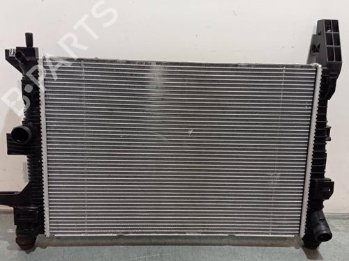 Used Water radiator FORD FOCUS III [2010-2020]  30570023