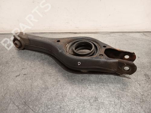 Used Right rear suspension arm HYUNDAI i30 (FD) [2007-2012]  32342576