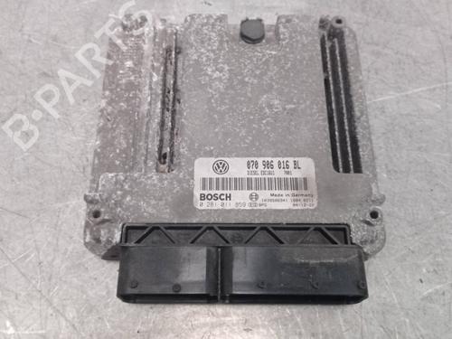 Motorstyringsenhet VW TOUAREG (7LA, 7L6, 7L7) 2.5 R5 TDI (174 hp) 9161164