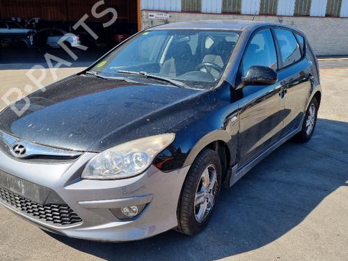 Used Parts HYUNDAI i30 Estate (FD) 1.6 CRDi (90 hp) 4219429