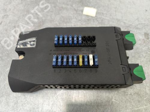 Caixa de fusíveis Caixa de fusíveis MERCEDES-BENZ V-CLASS (638/2) V 280 (638.244, 638.294) (174 hp) 33759127 33759127