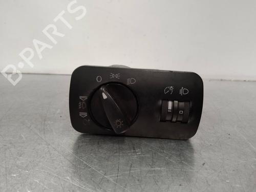 Used Headlight switch SEAT CORDOBA (6K1, 6K2) 1.8 T 20V Cupra (156 hp) 2299680