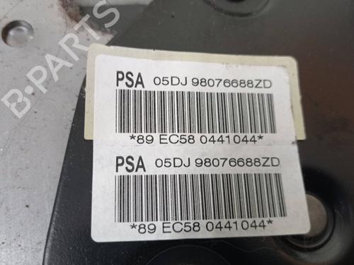 Hand brake PEUGEOT 208 I (CA_, CC_) 1.6 BlueHDi 100 | BP29121065I18