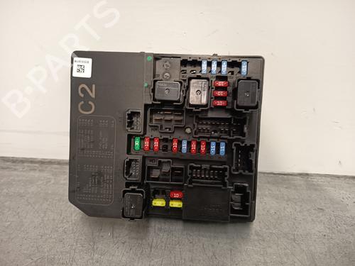 Used Fuse box NISSAN JUKE (F15) [2010-2019]  27701218