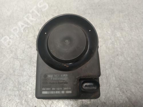 Used Electronic module VW GOLF V (1K1) [2003-2010]  25608656
