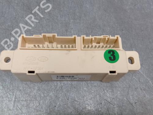 Used Electronic module HYUNDAI i30 Estate (FD) 1.6 CRDi (90 hp) 29613561