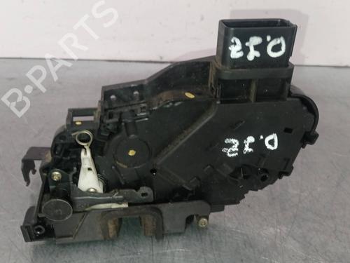 Used Front left lock LAND ROVER DISCOVERY III (L319) 2.7 TD 4x4 (190 hp) 12423719