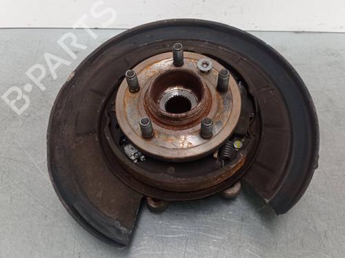 Used Left rear steering knuckle LAND ROVER DISCOVERY III (L319) 2.7 TD 4x4 (190 hp) 12424205