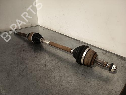Used Right front driveshaft PEUGEOT 308 II (LB_, LP_, LW_, LH_, L3_) [2013-2021]  32080703