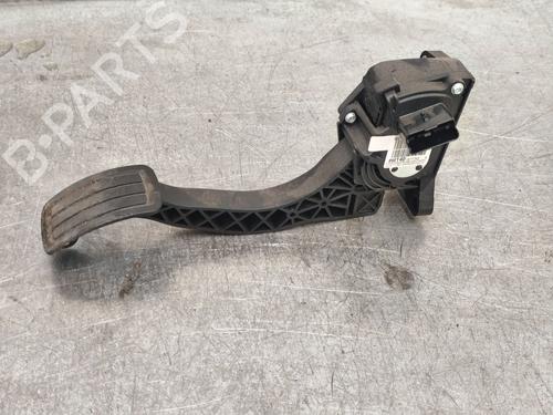 Used Pedal Pedal CITROËN C4 Picasso II 1.2 THP 110 (110 hp) 36079090 36079090