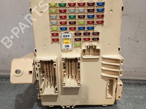 Used Fuse box Fuse box 37015682 37015682
