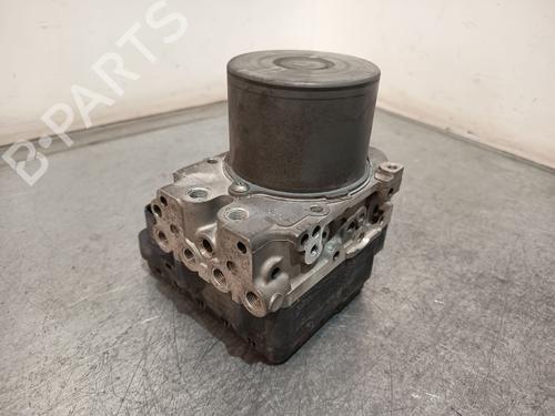 Abs pomp LEXUS IS II (_E2_) [2005-2013]  32748641