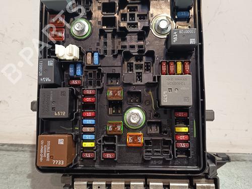 Fuse box OPEL ASTRA K (B16) | BP32034556E1 - Image 4