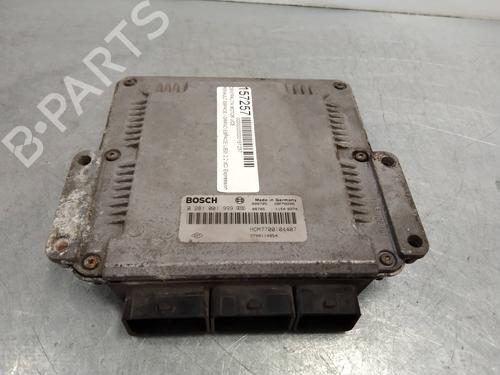 Used Engine control unit (ECU) RENAULT ESPACE III (JE0_) 2.2 dCi (JE0K) (130 hp) 4710445