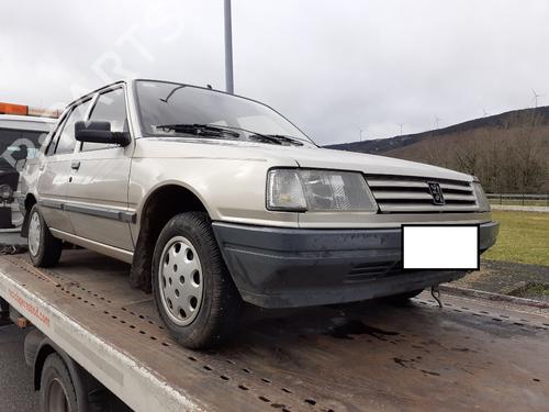 Used Parts PEUGEOT 309 I (10C, 10A) 1.9 D 829866