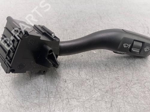 Used Steering column stalk AUDI A4 B7 (8EC) 2.0 TDI 16V (140 hp) 18335565