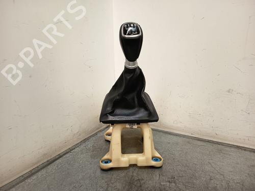 Used Gear lever Gear lever 37015699 37015699