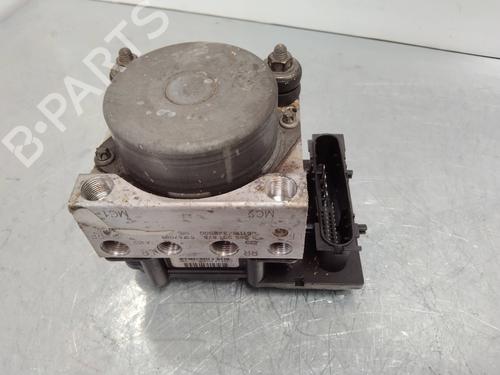 Used ABS pump FIAT GRANDE PUNTO (199_) 1.3 D Multijet (75 hp) 2257620