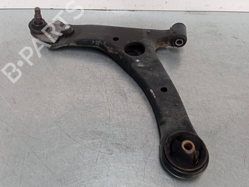 Used Left front suspension arm TOYOTA AVENSIS Estate (_T25_) 2.2 D-CAT (ADT251_, ADT251R) (177 hp) 13526759