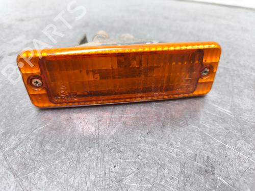 Blinklys fortil højre Blinklys fortil højre FORD MAVERICK (UDS, UNS) 2.7 TD (100 hp) 33620875 33620875