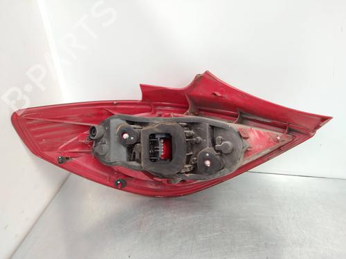 Right taillight OPEL CORSA D (S07) 1.3 CDTI (L08, L68) | BP2258619C35 