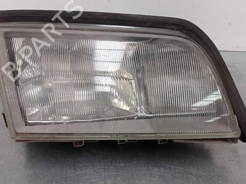 Used Right headlight MERCEDES-BENZ C-CLASS (W202) C 250 D (202.125) (113 hp) 12546340