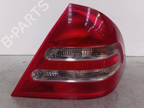 Right taillight MERCEDES-BENZ C-CLASS (W203) C 220 CDI (203.006, 203.008) | BP9155172C35 