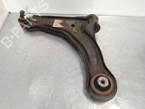 Draagarm links voor MERCEDES-BENZ VITO Van (W638) 110 CDI 2.2 (638.094) (102 hp) 14221512