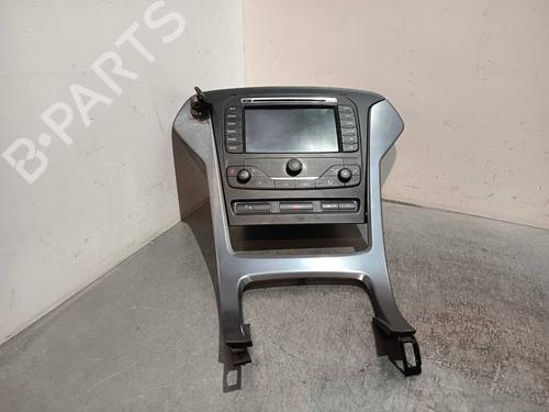 Used Radio Radio 39433923 39433923