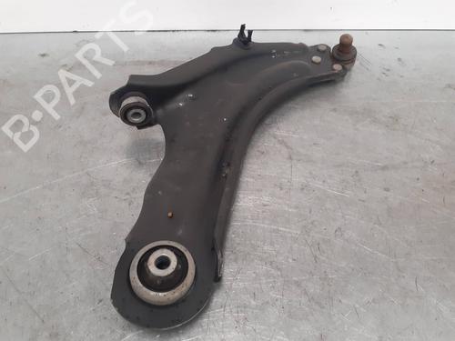 Used Right front suspension arm RENAULT KANGOO (KC0/1_) 1.5 dCi (68 hp) 14220469