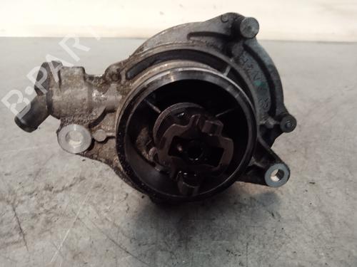 Used Vacuum pump BMW 3 Touring (E91) 320 d (163 hp) 20699115
