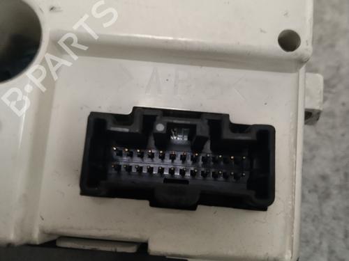 Climate control MAZDA 3 Saloon (BK) 1.6 DI Turbo (BK12Y) | BP23406738I5 