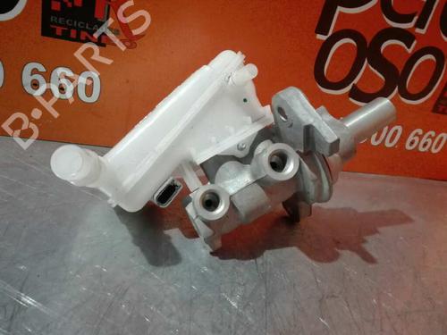 Brake master cylinder FORD FIESTA VI (CB1, CCN) 1.25 | BP2245778M77 