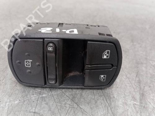 Used Left front window switch OPEL CORSA D (S07) [2006-2015]  29272946